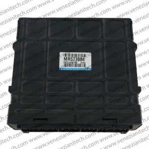 Centralina motore MR577084 | E6T01476 | Mitsubishi L200